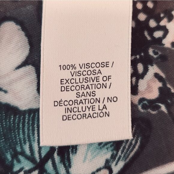 Victoria's Secret Butterfly Kimono Bathrobe/ Cover Up Size S/XS - Picture 6 of 8